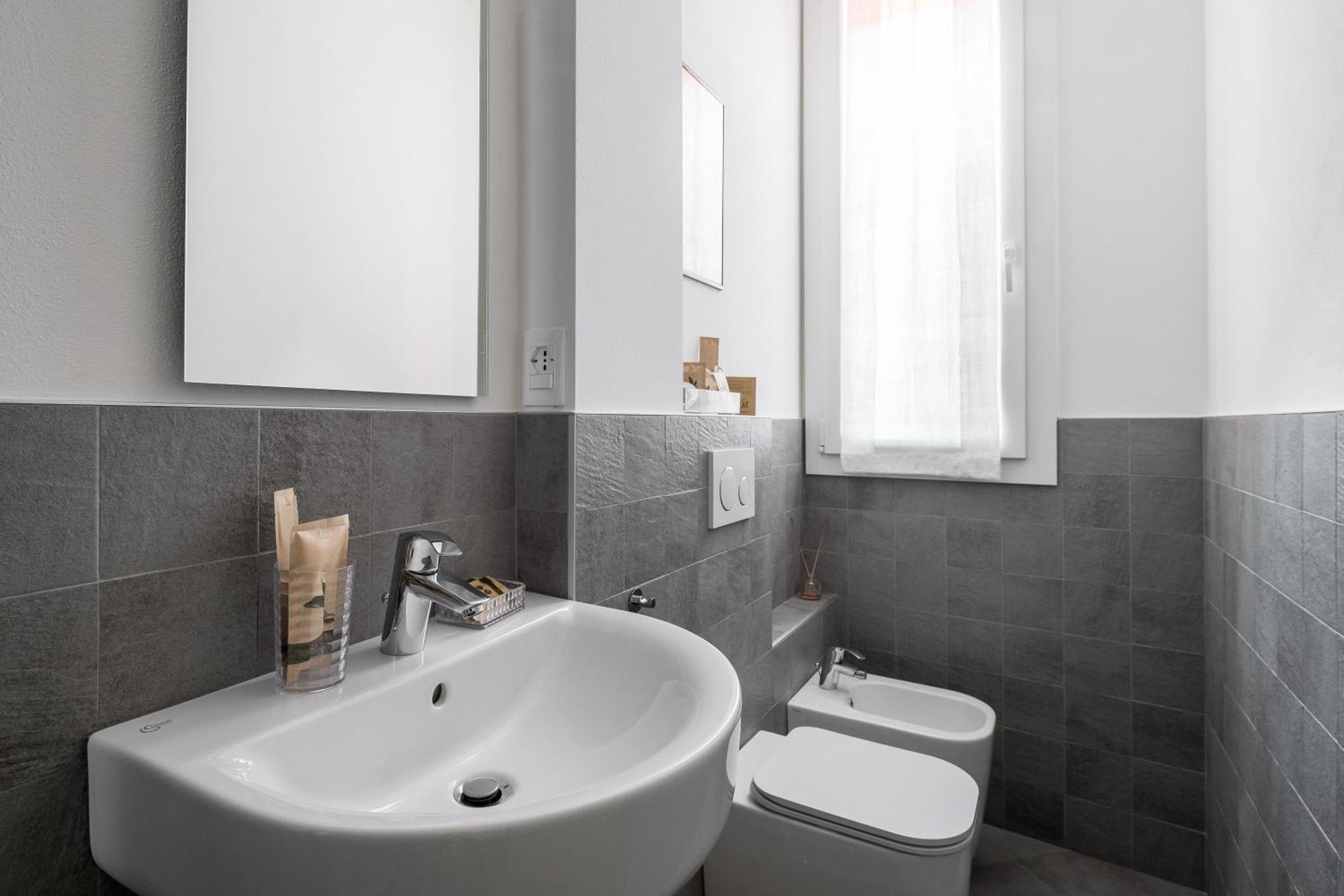 Canonica Suites Bologne Chambre photo